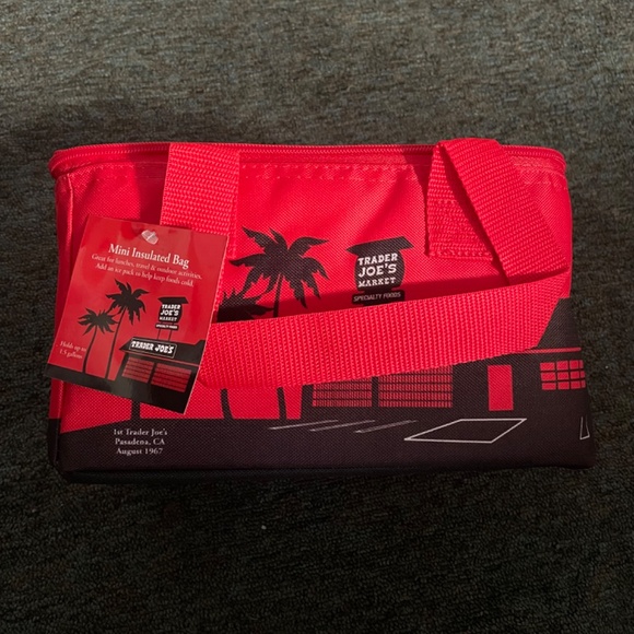 Trader Joe’s insulated bag set of 2 - Picture 5 of 5